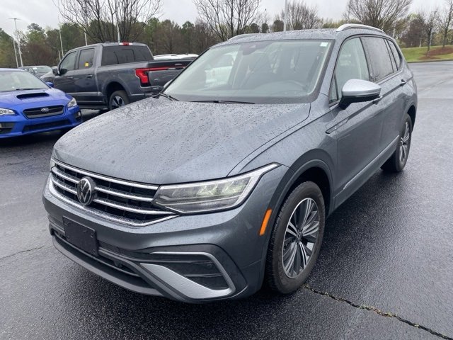 Used 2024 Volkswagen Tiguan Wolfsburg Edition image 2