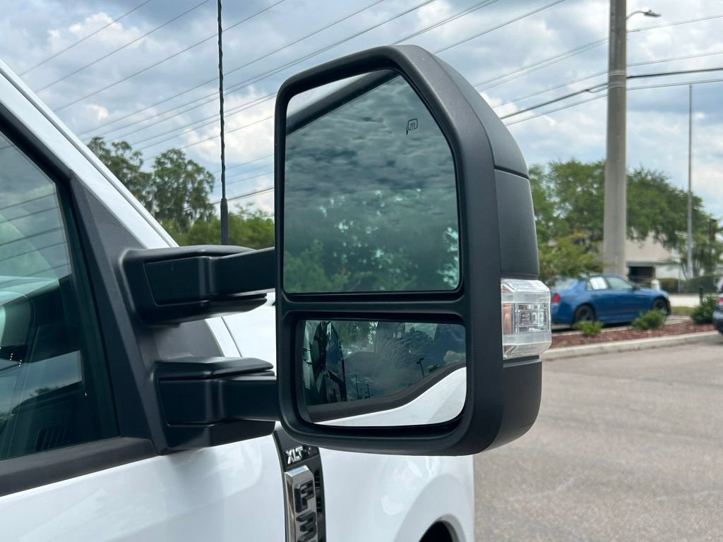 Used 2025 Ford F350 XLT AWD/4WD image 44