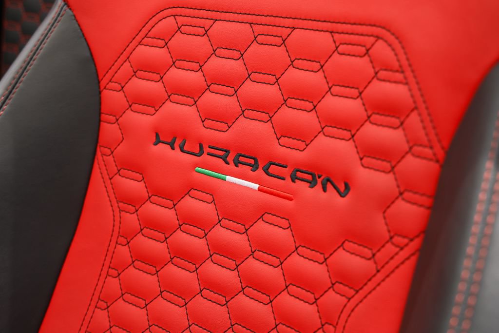 Used 2019 Lamborghini Huracan LP 580-2 RWD image 23