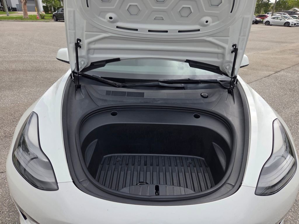Used 2022 Tesla Model 3 Long Range image 32