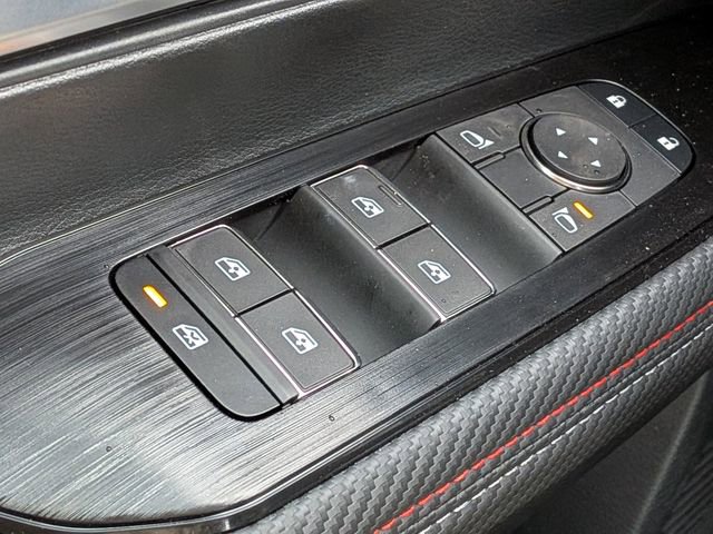 New 2026 Nissan Kicks SR w/ Cold Weather Package image 23