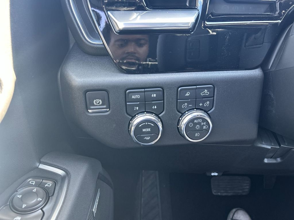 New 2026 GMC Sierra 1500 Elevation w/ Elevation Premium Package image 19