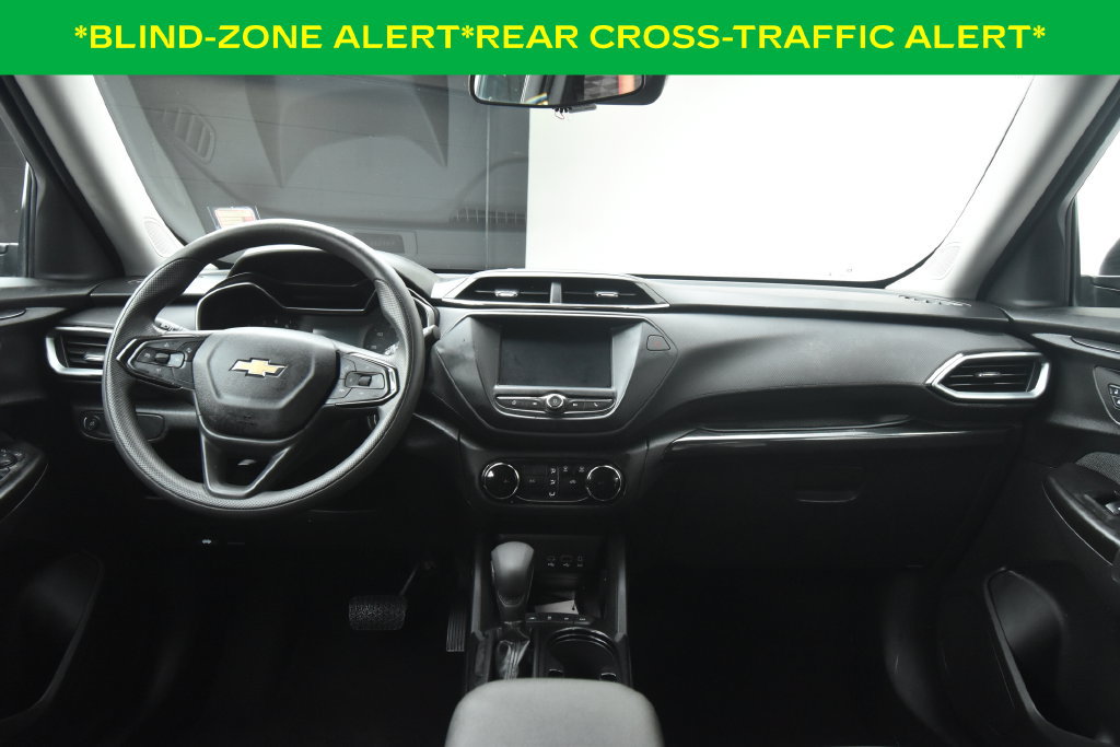 Used 2022 Chevrolet TrailBlazer LS AWD/4WD image 3