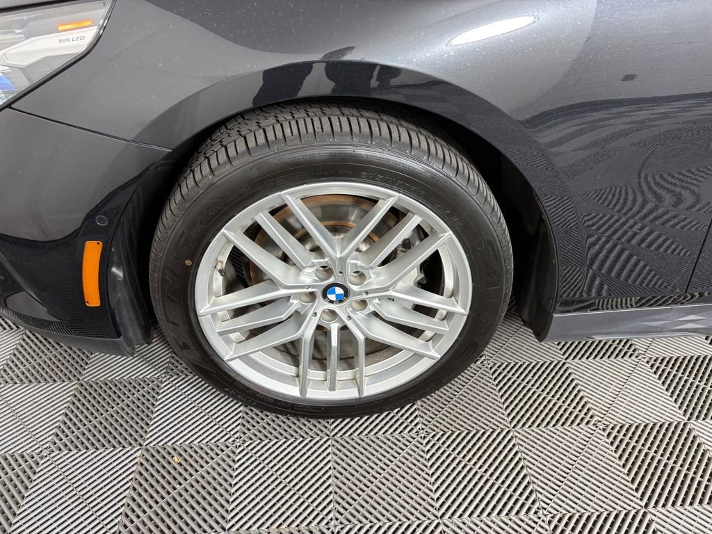 Used 2024 BMW 530i xDrive image 9