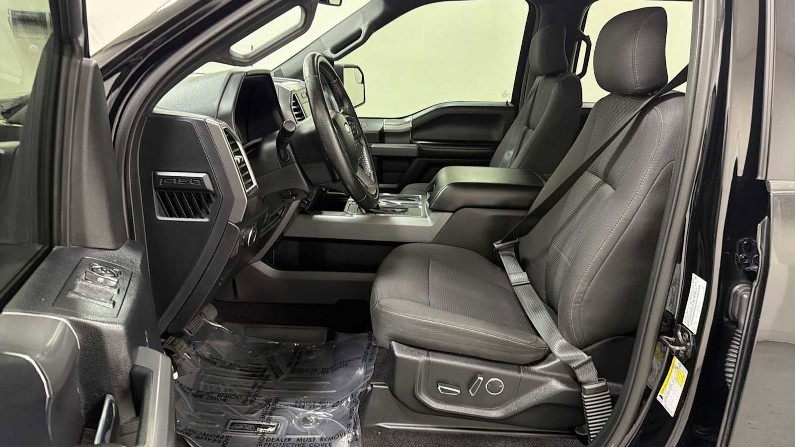 Used 2016 Ford F150 XLT w/ Equipment Group 302A Luxury AWD/4WD image 13