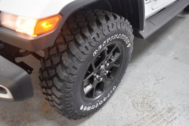 New 2025 Jeep Gladiator Sport AWD/4WD image 9