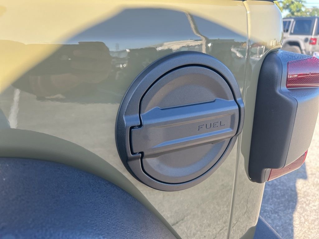 New 2025 Jeep Wrangler Unlimited Rubicon 4xe w/ Safety Group image 23