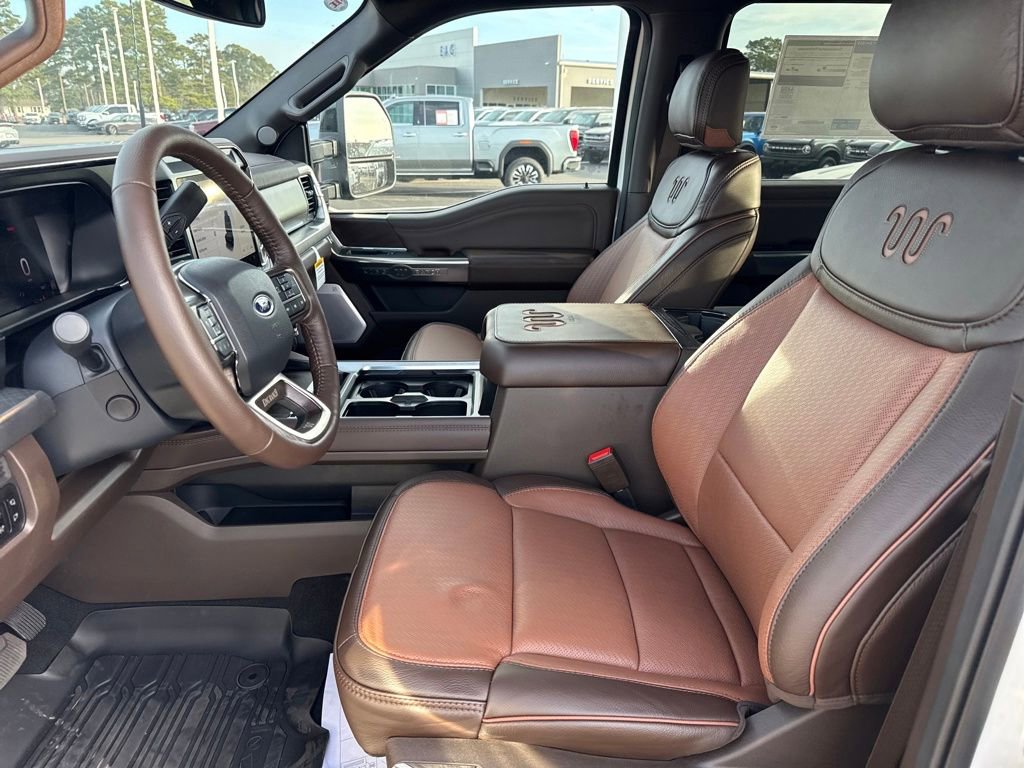 New 2026 Ford F350 King Ranch w/ FX4 Off-Road Package image 13