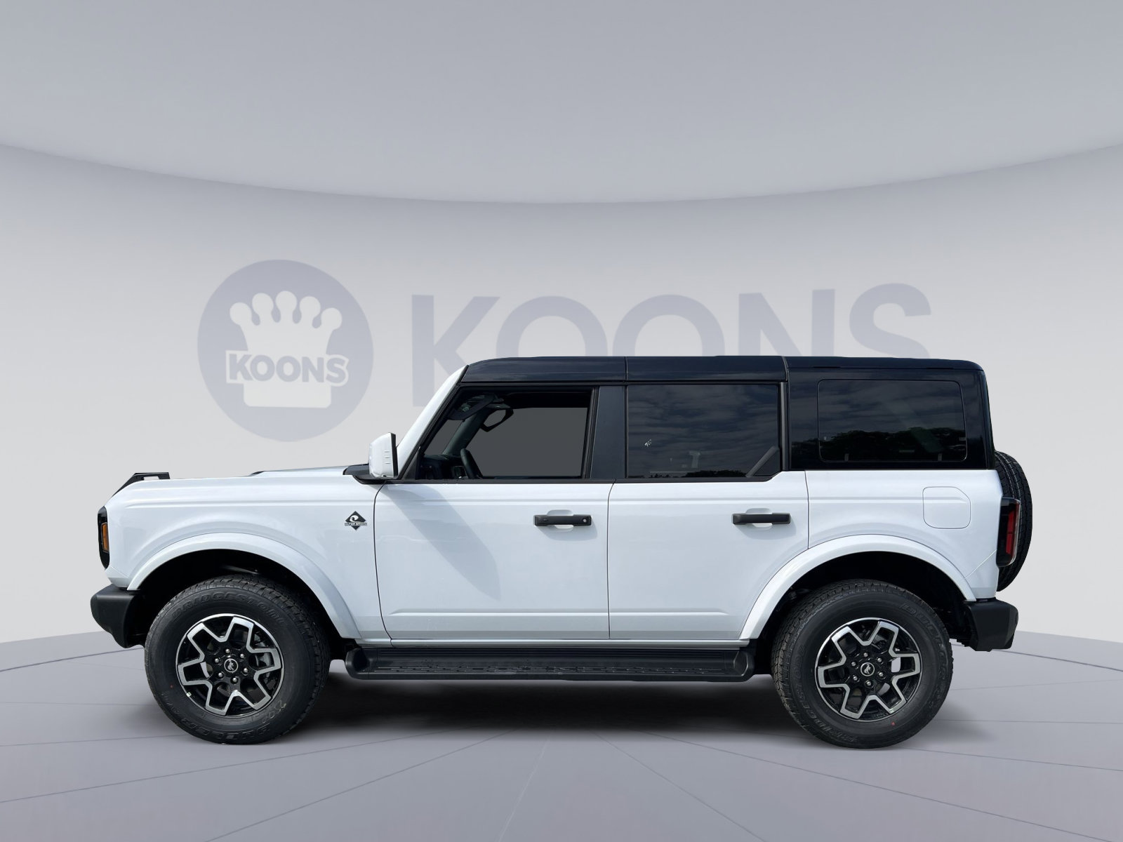 New 2026 Ford Bronco Outer Banks AWD/4WD image 2