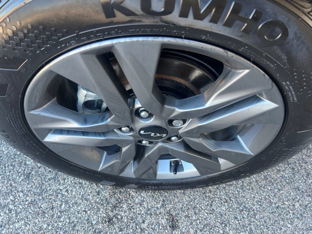 Certified 2023 Kia Seltos LX AWD/4WD image 40