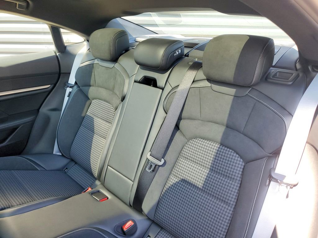 Certified 2025 Porsche Taycan 4S image 16