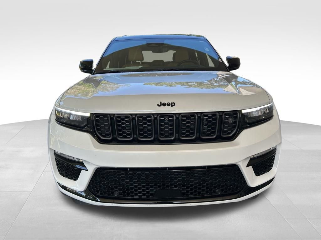 Used 2024 Jeep Grand Cherokee Summit AWD/4WD image 12