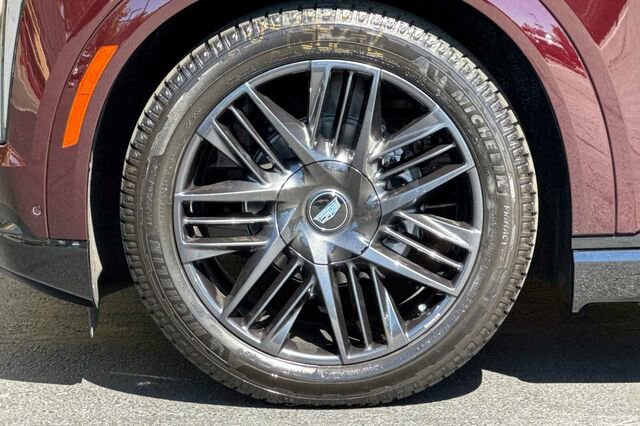 New 2025 Cadillac Escalade IQ Sport 2 w/ LPO, ONYX Package image 27