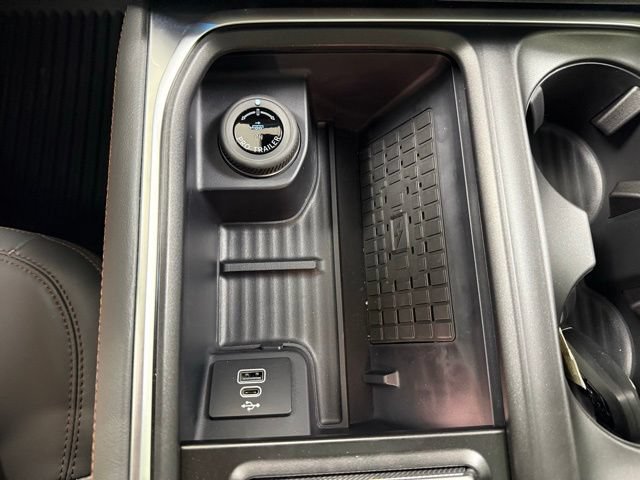 New 2025 Ford Expedition Max Active RWD image 18