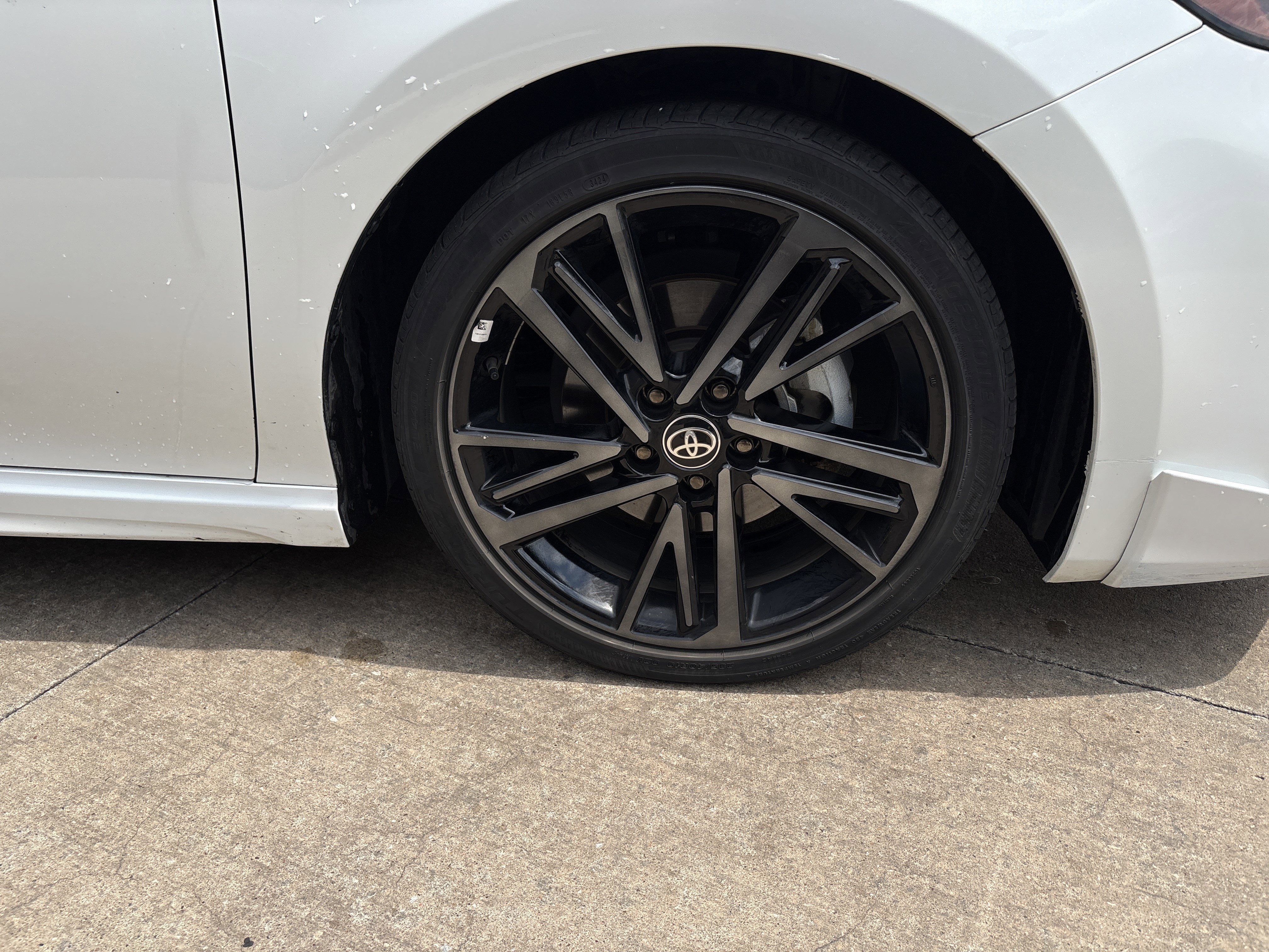 Used 2025 Toyota Camry XSE FWD image 13