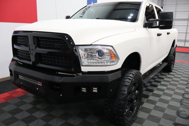 Used 2018 RAM 2500 Laramie AWD/4WD image 4