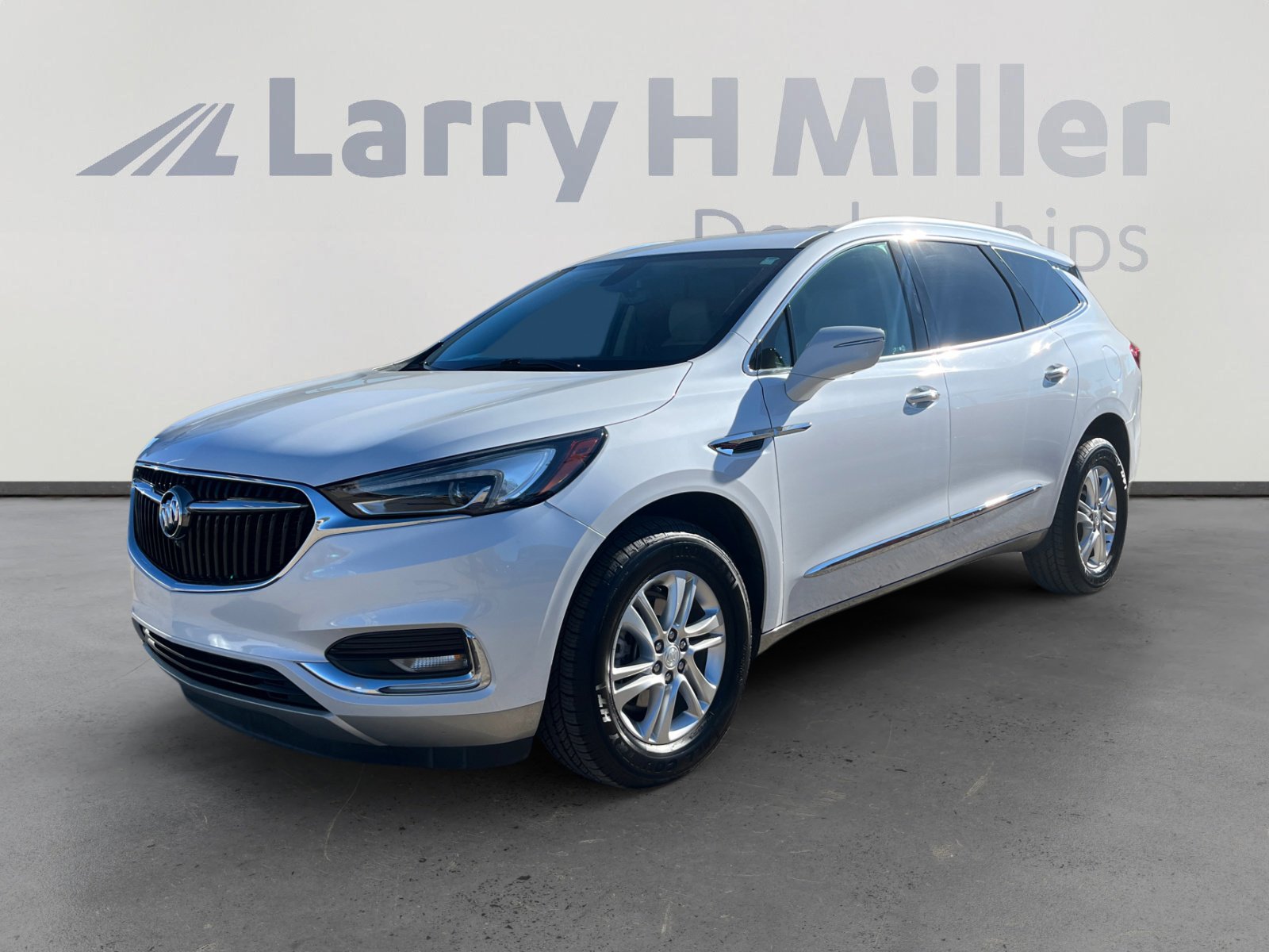 Used 2021 Buick Enclave Essence w/ Sound and Sites Package