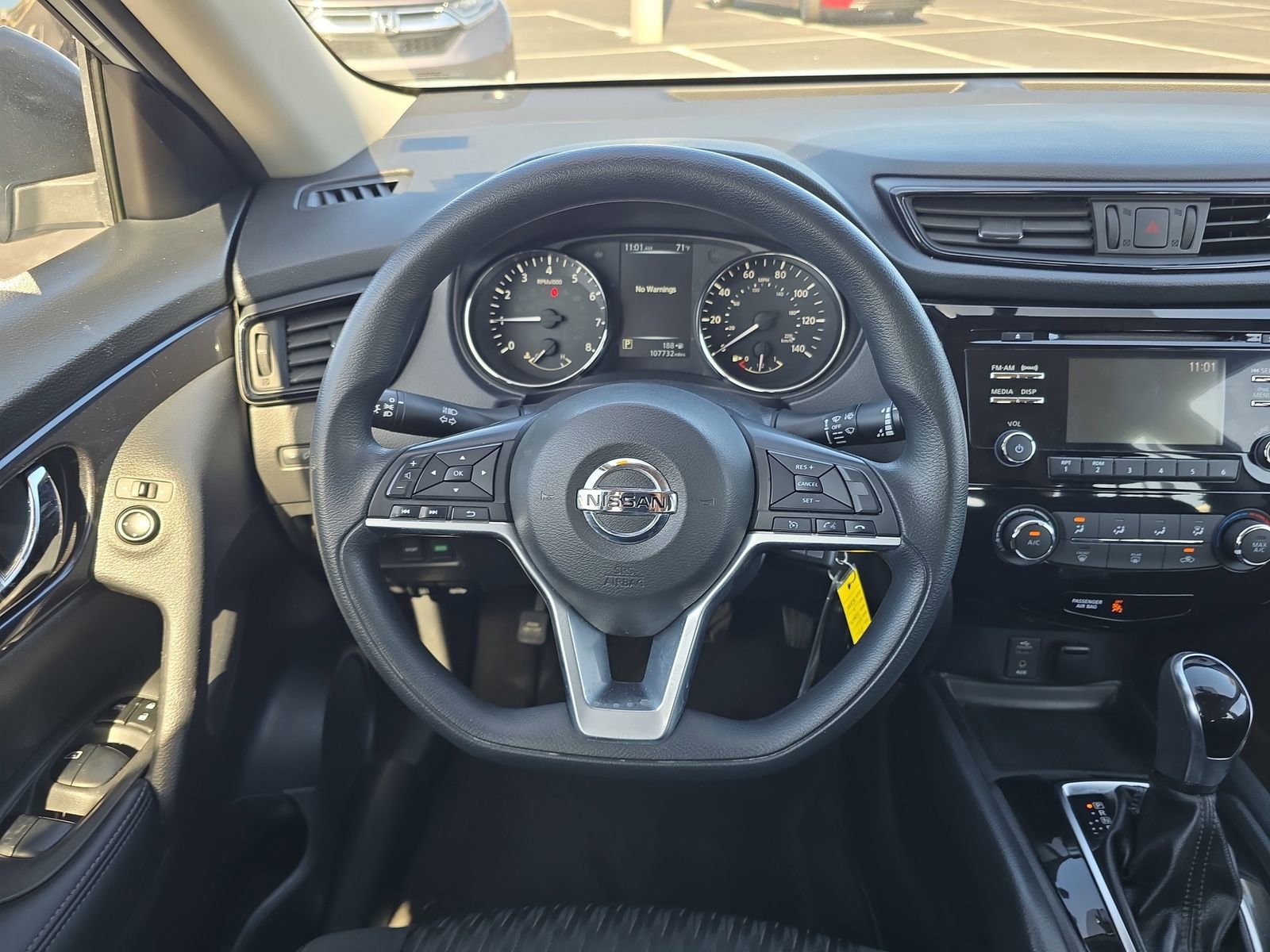 Used 2017 Nissan Rogue S image 10