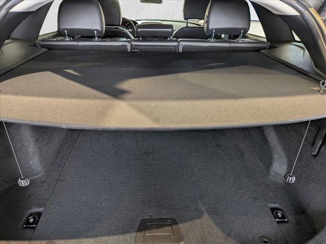 Used 2017 Jaguar F-PACE Premium image 19