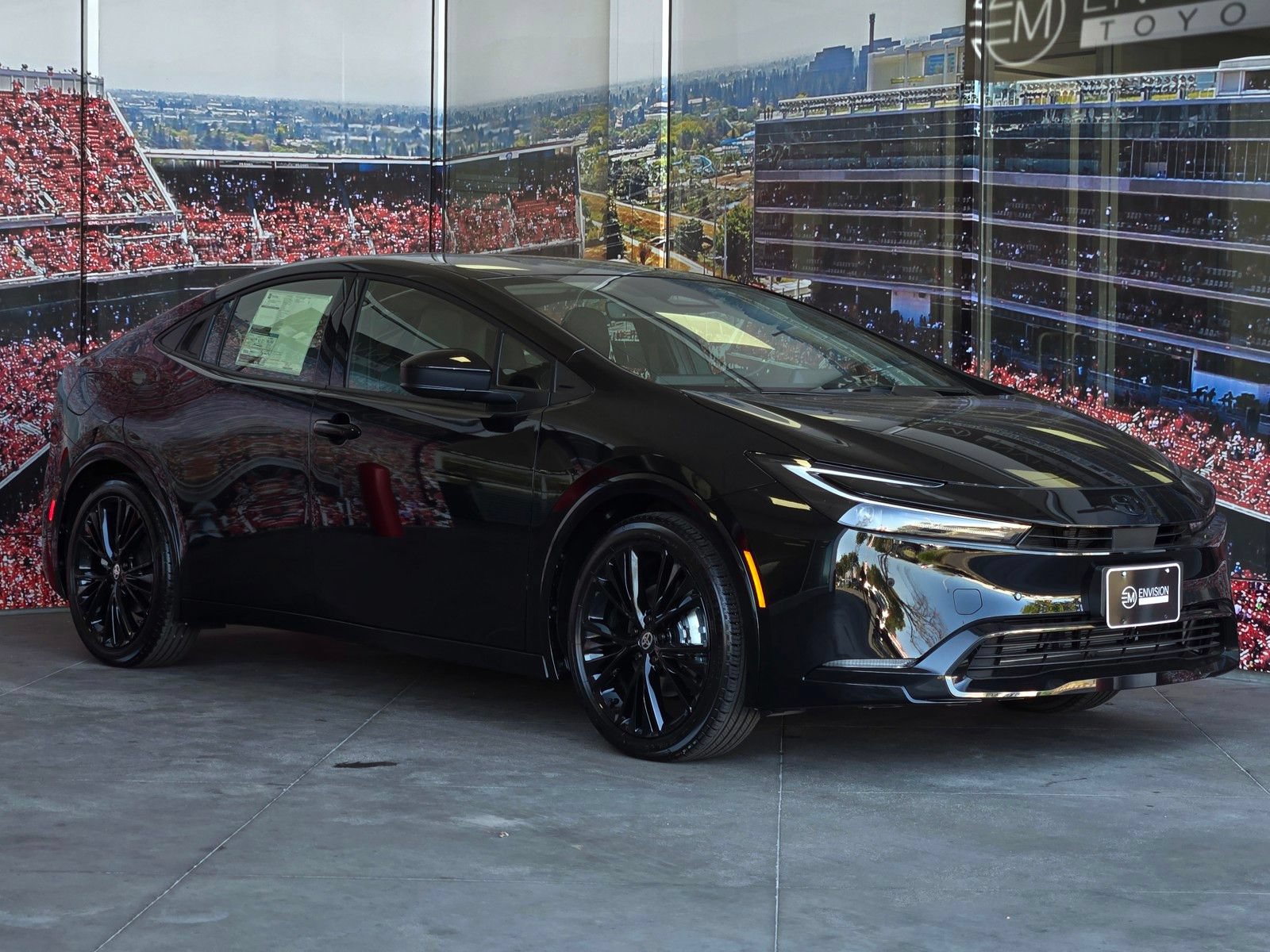 New 2027 Toyota Prius Plug-In Hybrid FWD image 1