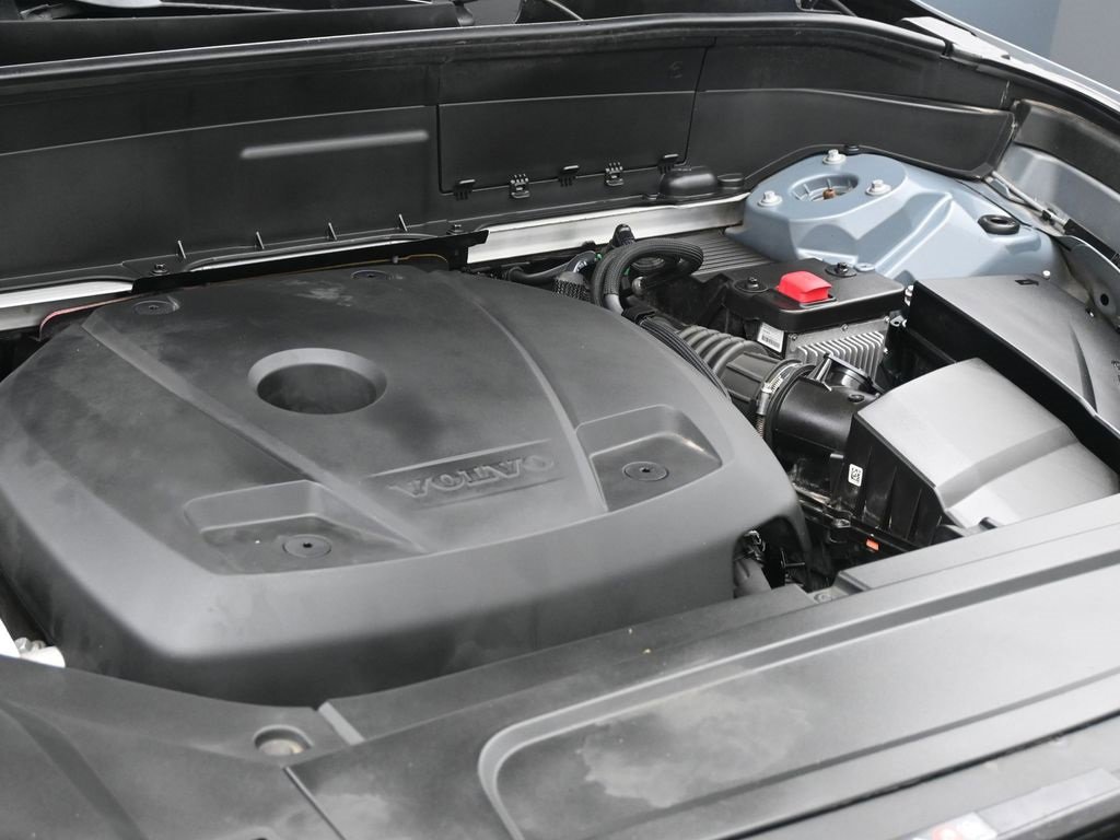 Used 2021 Volvo XC90 T6 Momentum w/ Advanced Package image 25