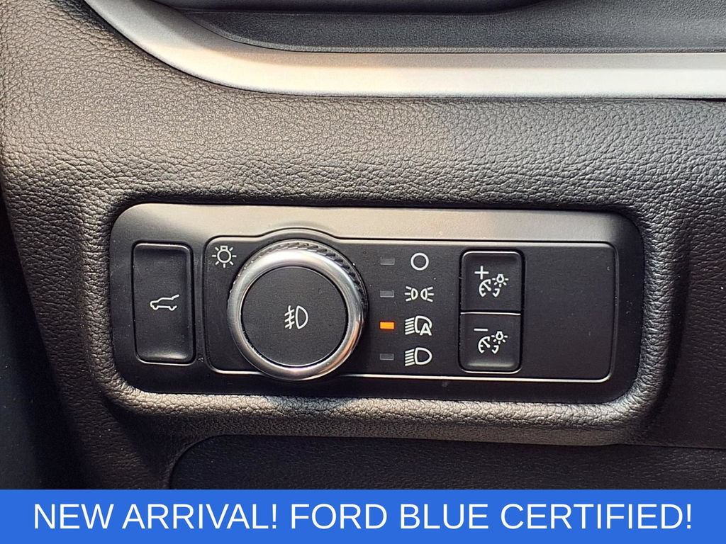 Certified 2023 Ford Explorer XLT w/ Equipment Group 202A AWD/4WD image 19