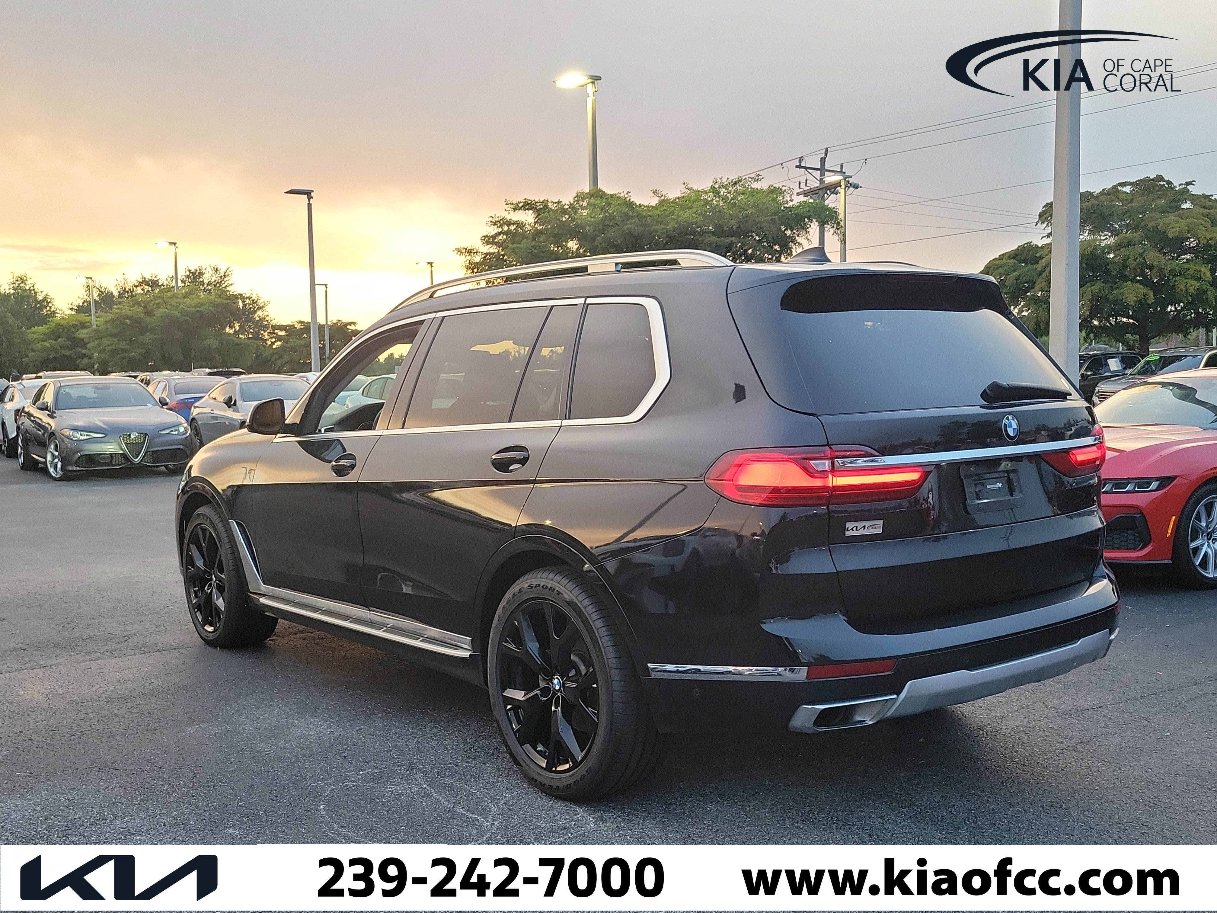 Used 2019 BMW X7 xDrive40i w/ Premium Package AWD/4WD image 4