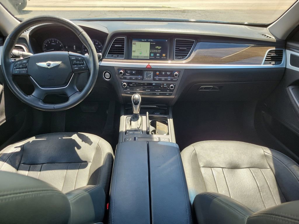 Used 2015 Hyundai Genesis 3.8 w/ Option Group 02 RWD image 9