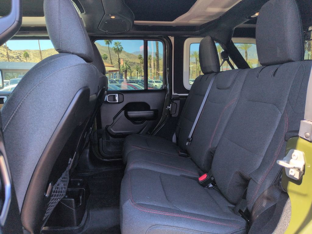 Used 2024 Jeep Wrangler Unlimited Rubicon w/ XTREMEE 35" Tire Package AWD/4WD image 13