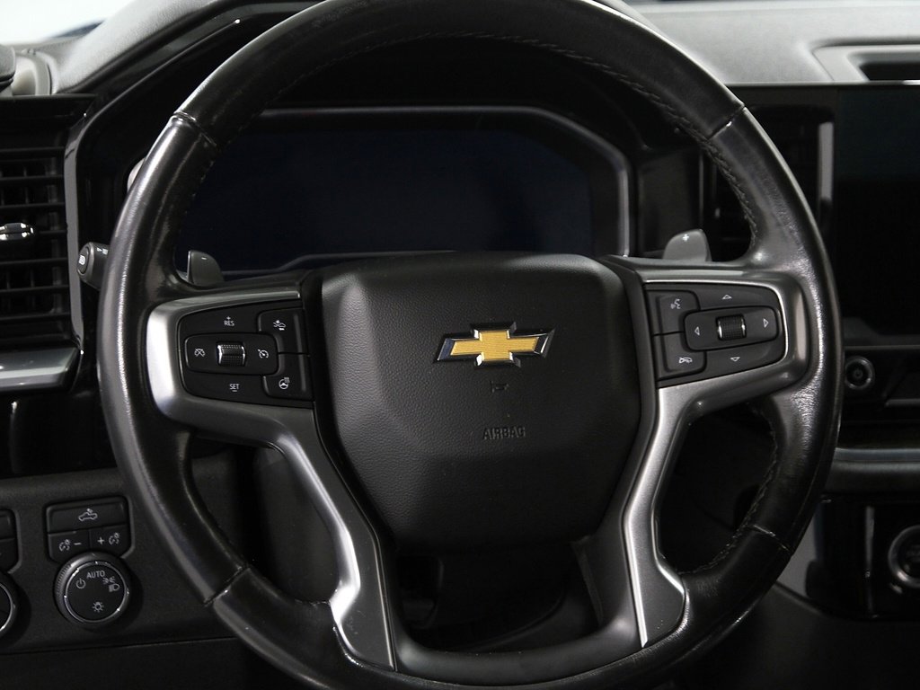 Used 2022 Chevrolet Silverado 1500 LT image 8