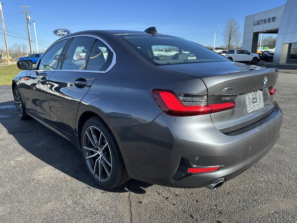 Used 2019 BMW 330i xDrive Sedan w/ Convenience Package image 3