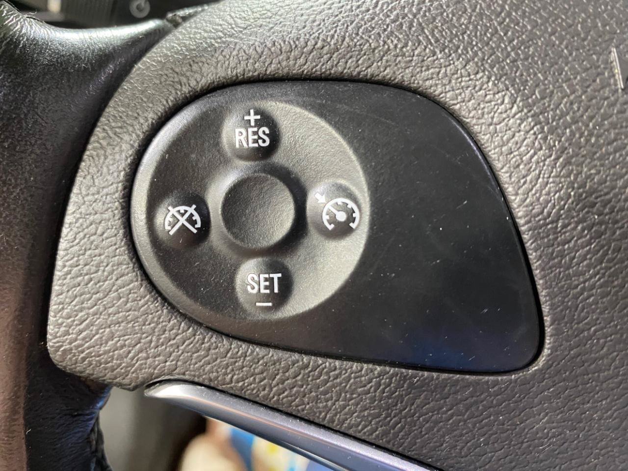 Used 2019 Chevrolet Impala Premier FWD image 18