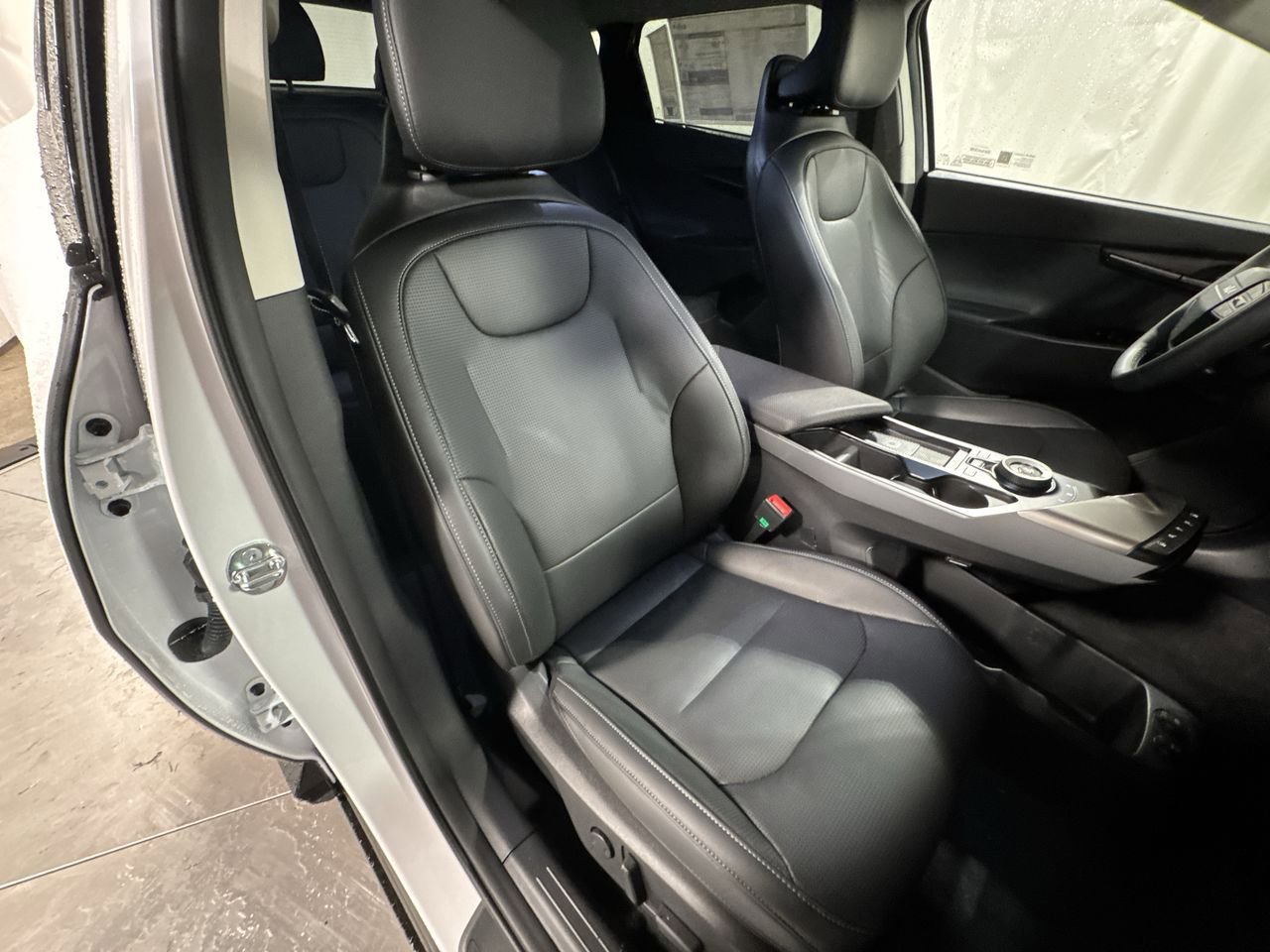 New 2025 Kia EV6 Wind image 31