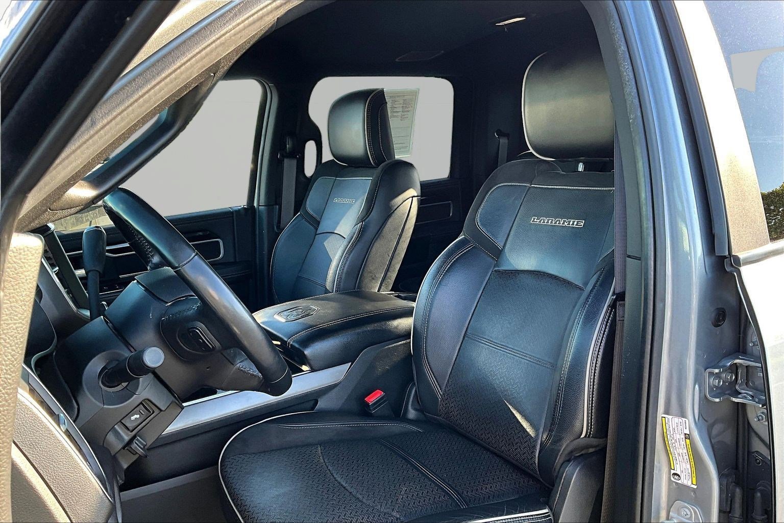 Used 2022 RAM 3500 Laramie w/ Night Edition AWD/4WD image 22