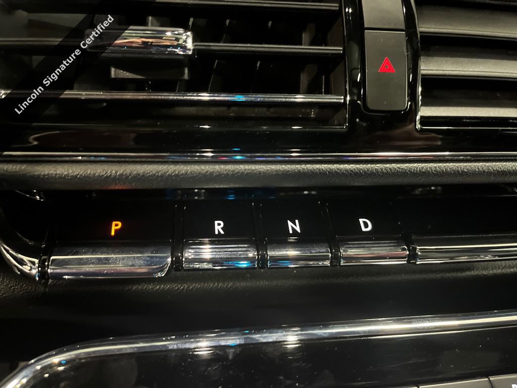 Certified 2023 Lincoln Navigator L Reserve AWD/4WD image 19