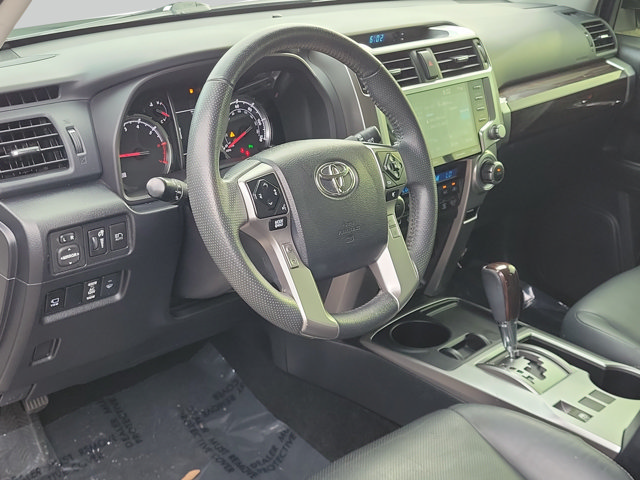 Used 2022 Toyota 4Runner Limited RWD image 21