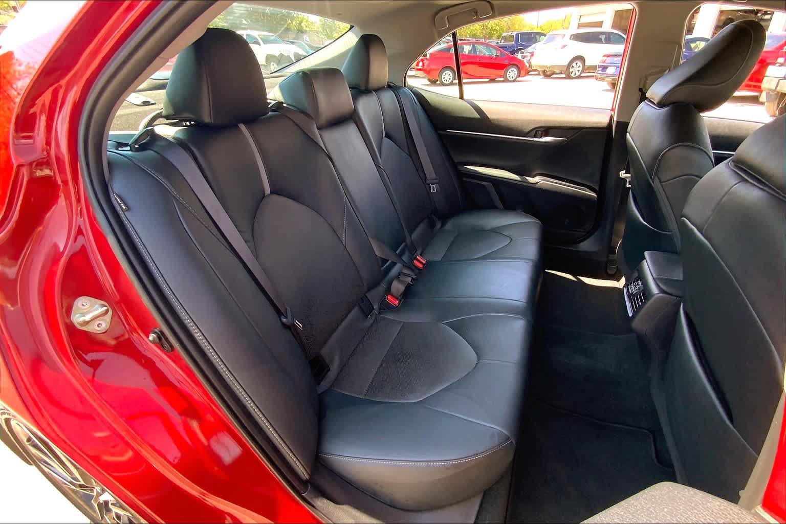 Used 2019 Toyota Camry XSE FWD image 20