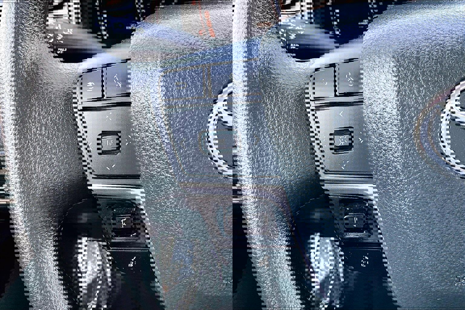 Used 2025 Toyota Camry LE image 17