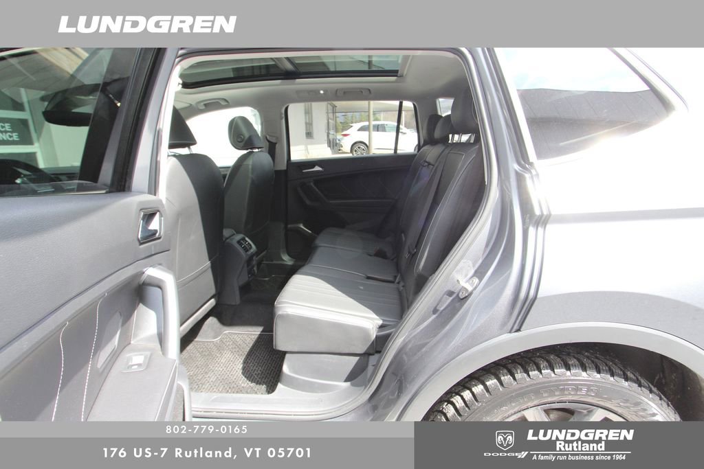 Used 2022 Volkswagen Tiguan SE image 36