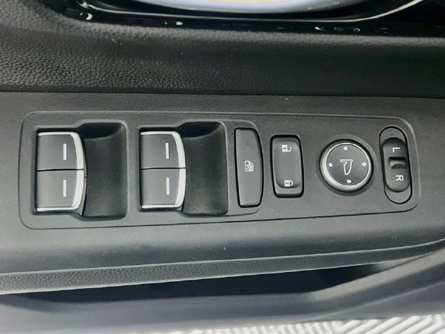 Used 2025 Honda CR-V Sport Touring image 12