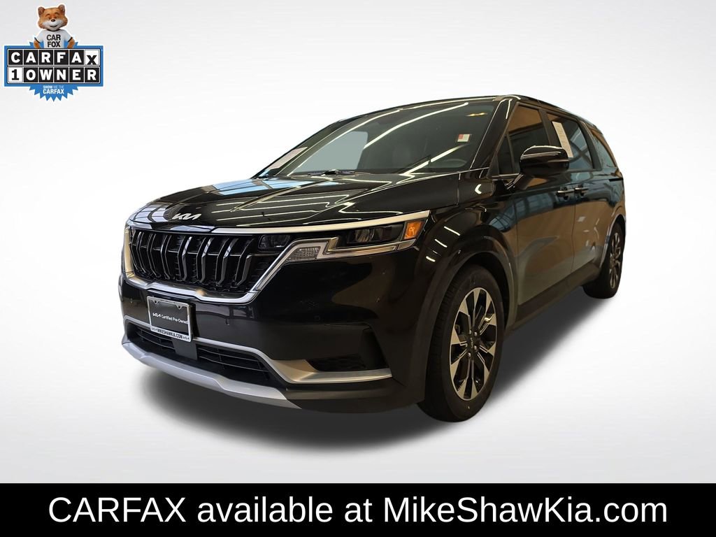 Used 2024 Kia Carnival EX image 1