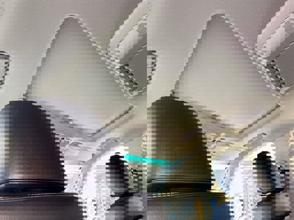 Used 2015 Toyota Land Cruiser image 20