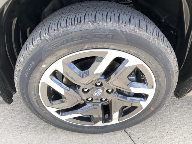 New 2025 Subaru Forester Limited image 28