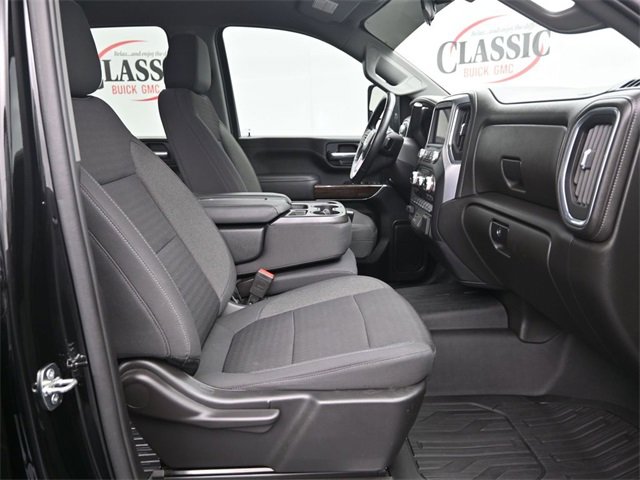 Used 2022 GMC Sierra 2500 SLE w/ SLE Value Package; image 10