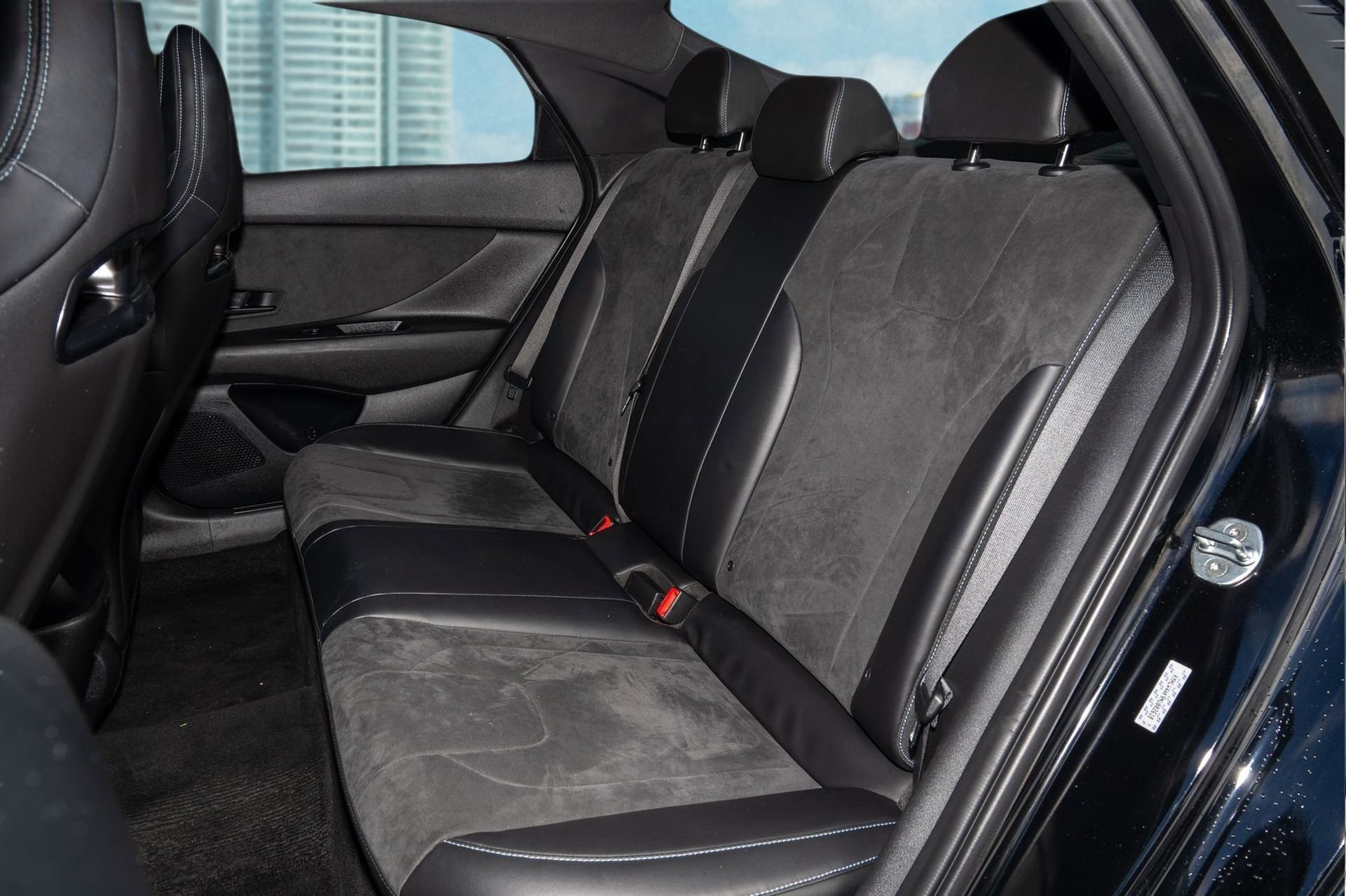 Used 2022 Hyundai Elantra N image 7