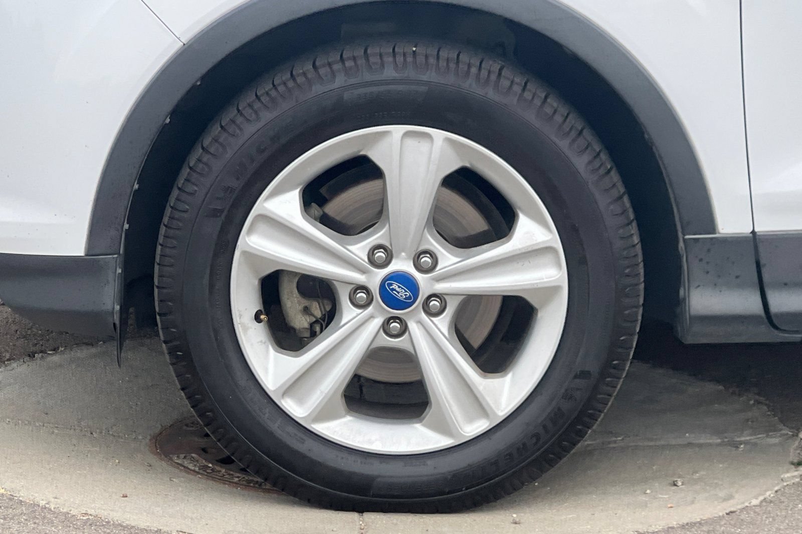 Used 2013 Ford Escape SE FWD image 24