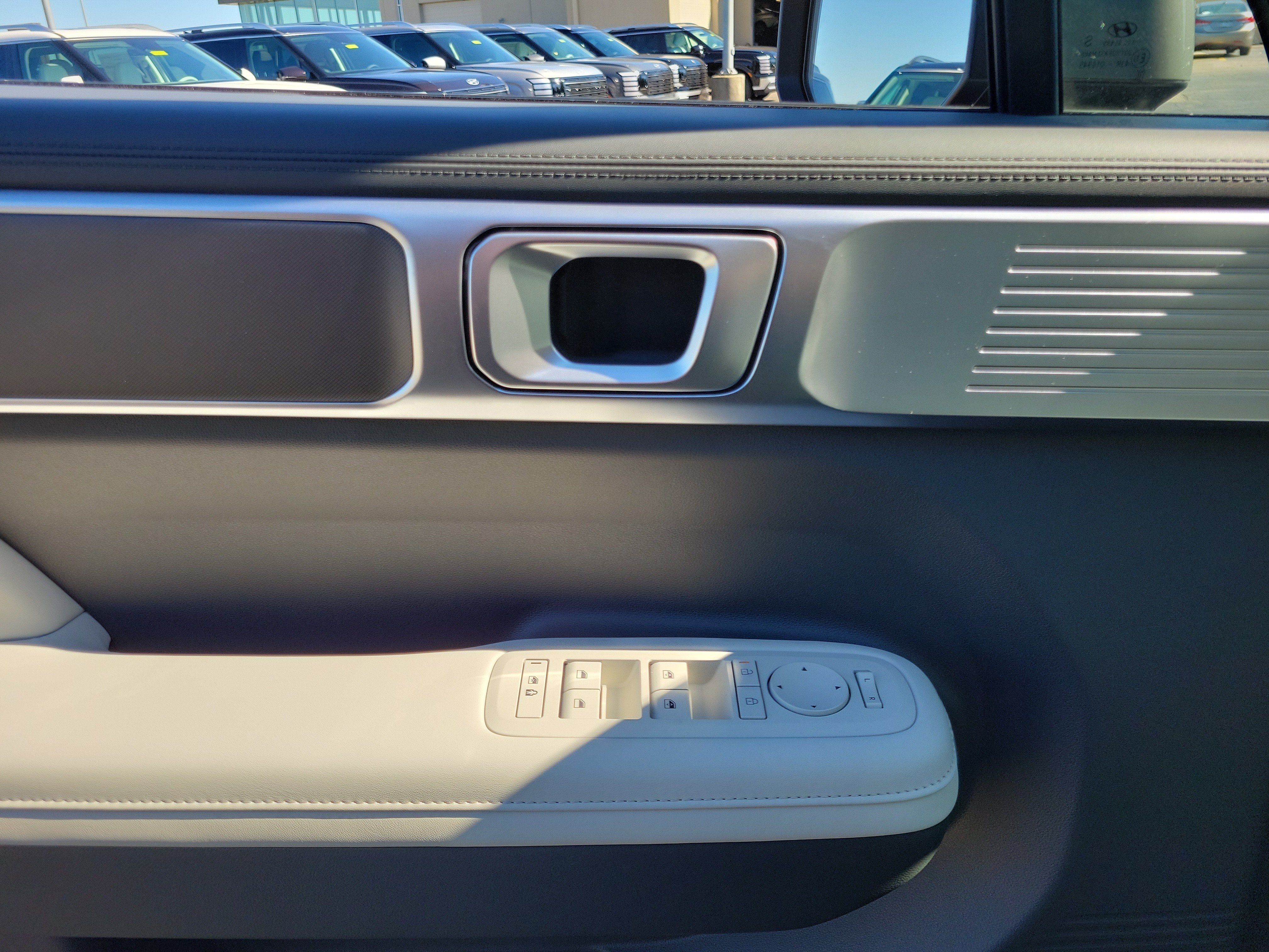 New 2027 Hyundai Santa Fe SEL AWD/4WD image 17