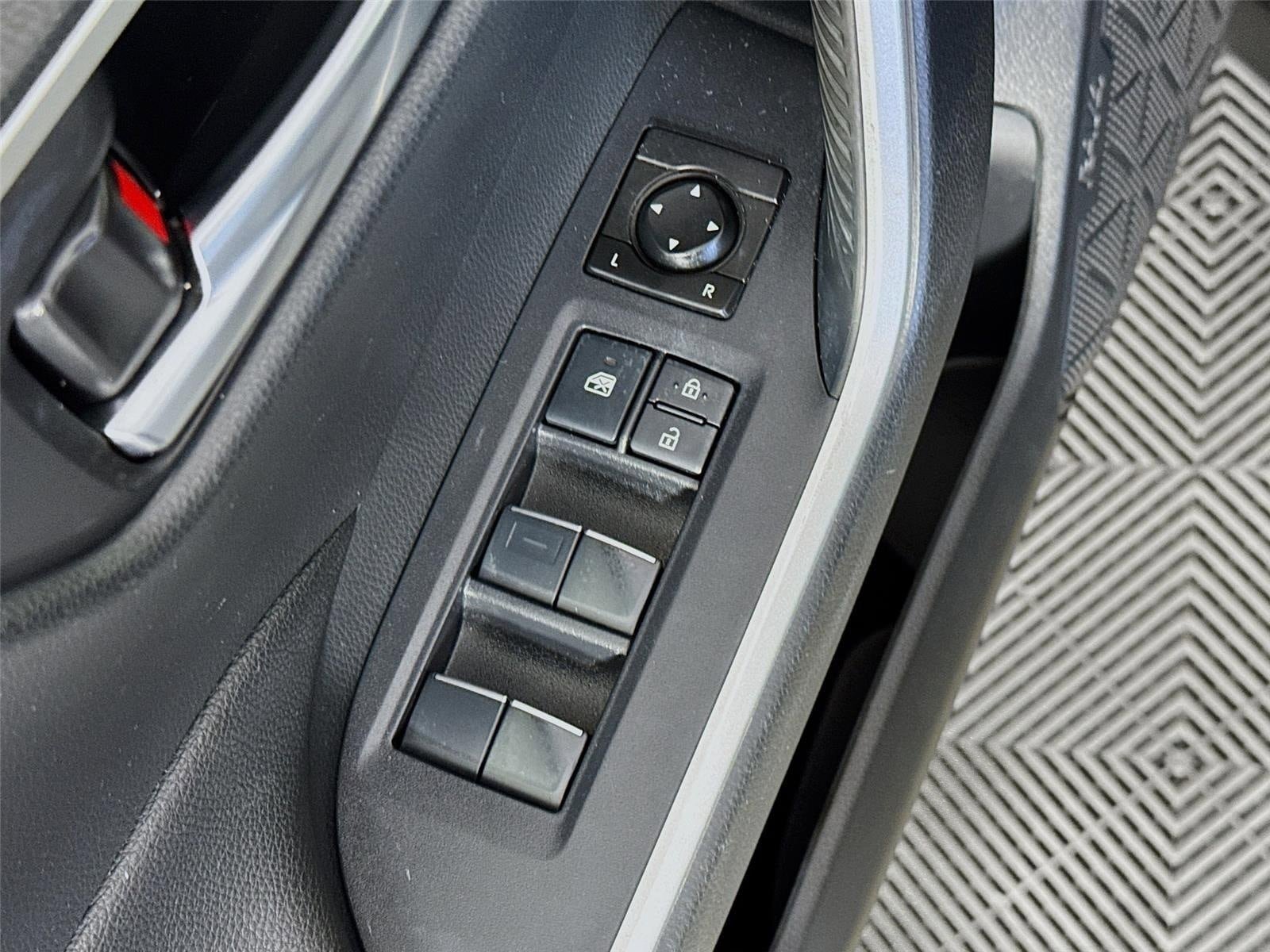 Used 2019 Toyota RAV4 XLE Premium FWD image 20