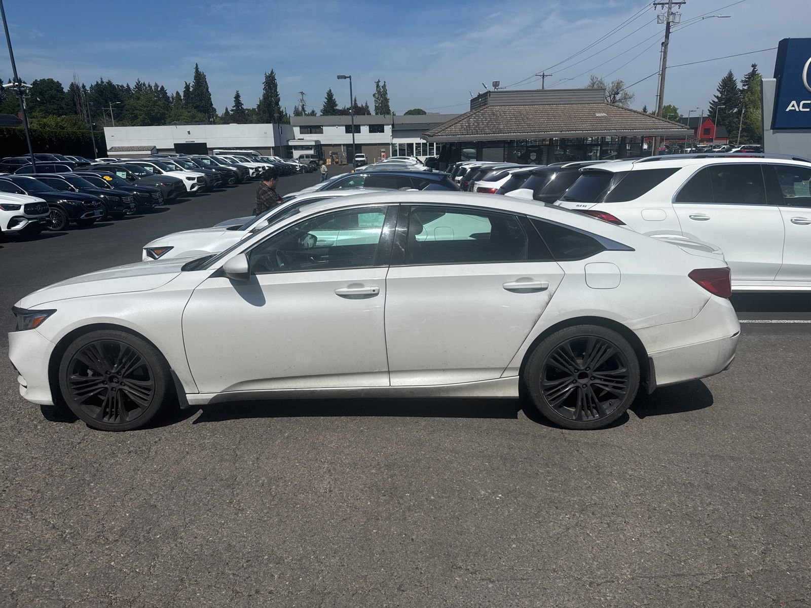 Used 2018 Honda Accord Sport image 10