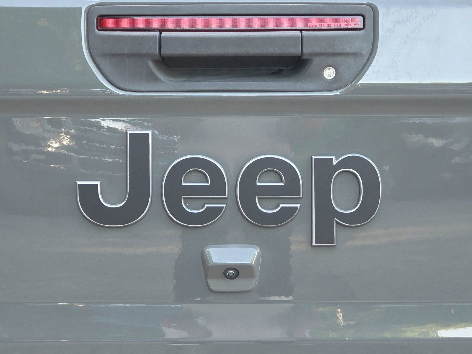 Used 2020 Jeep Gladiator Overland AWD/4WD image 33